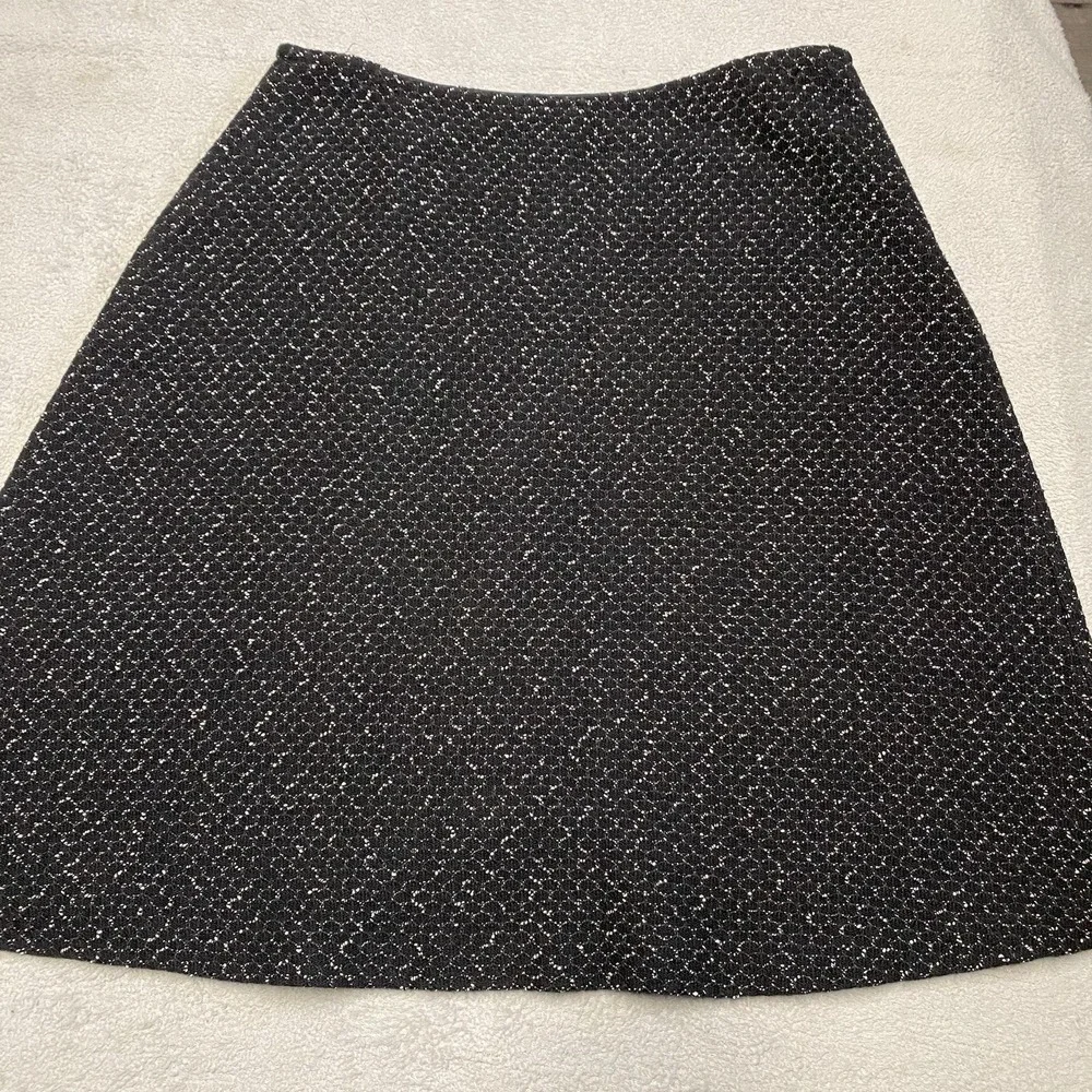 St John Skirt Size 14 Black White Wool Blend Textured Knit A Line Old Money USA